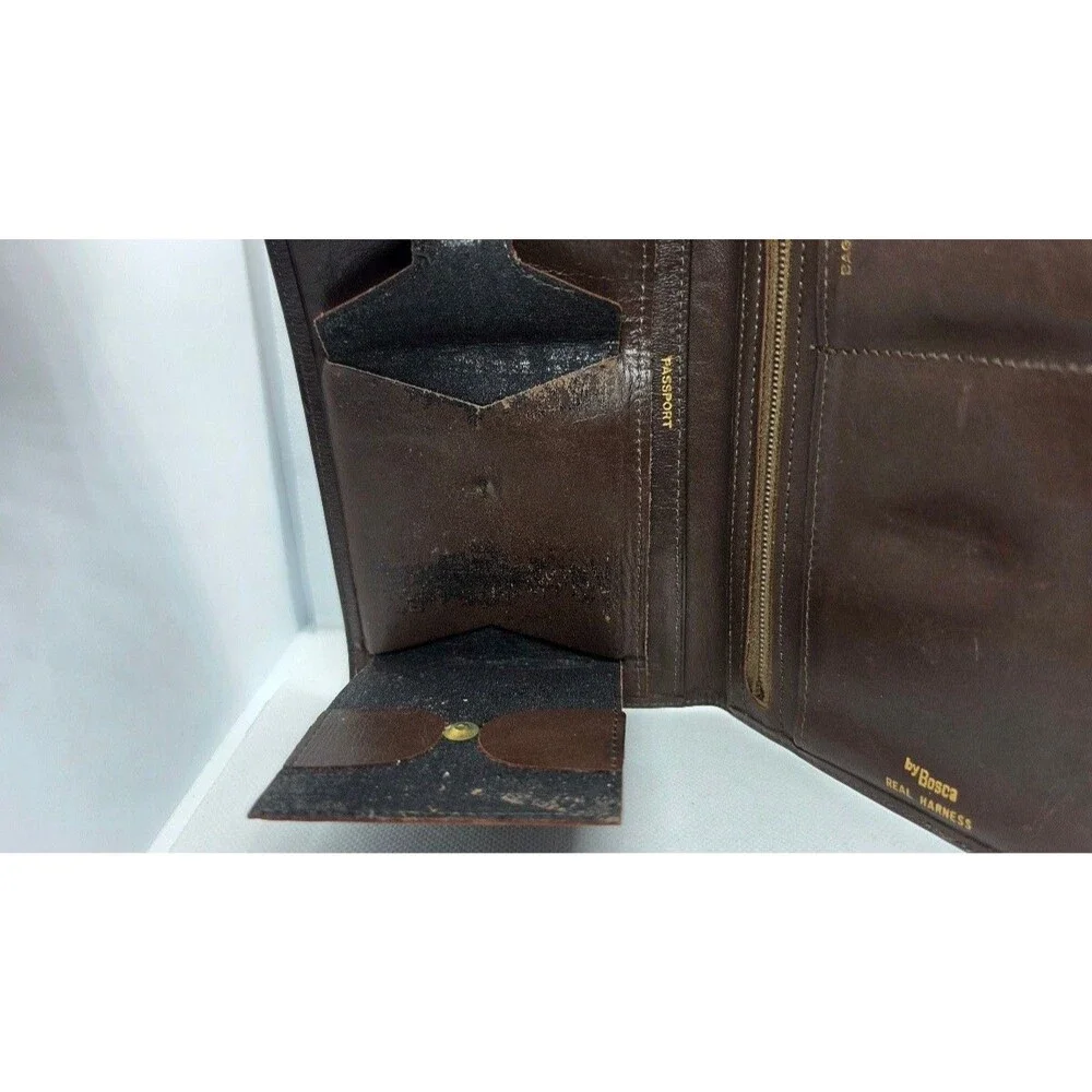 Bosca Slim Bifold Brown Leather Travel Wallet